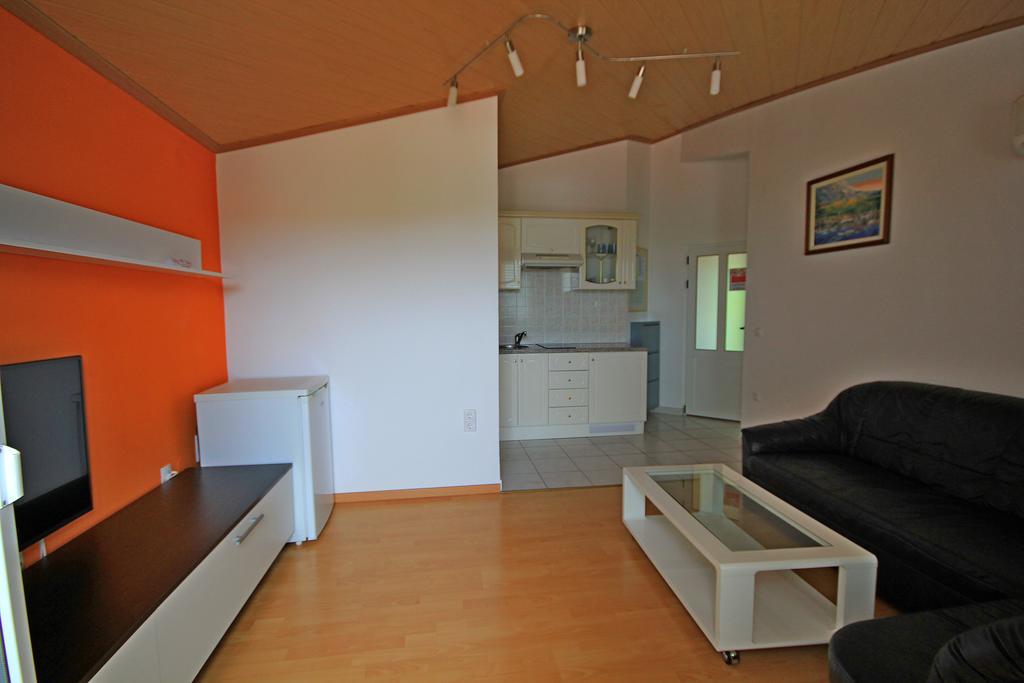 Apartment Vucic Makarska Esterno foto